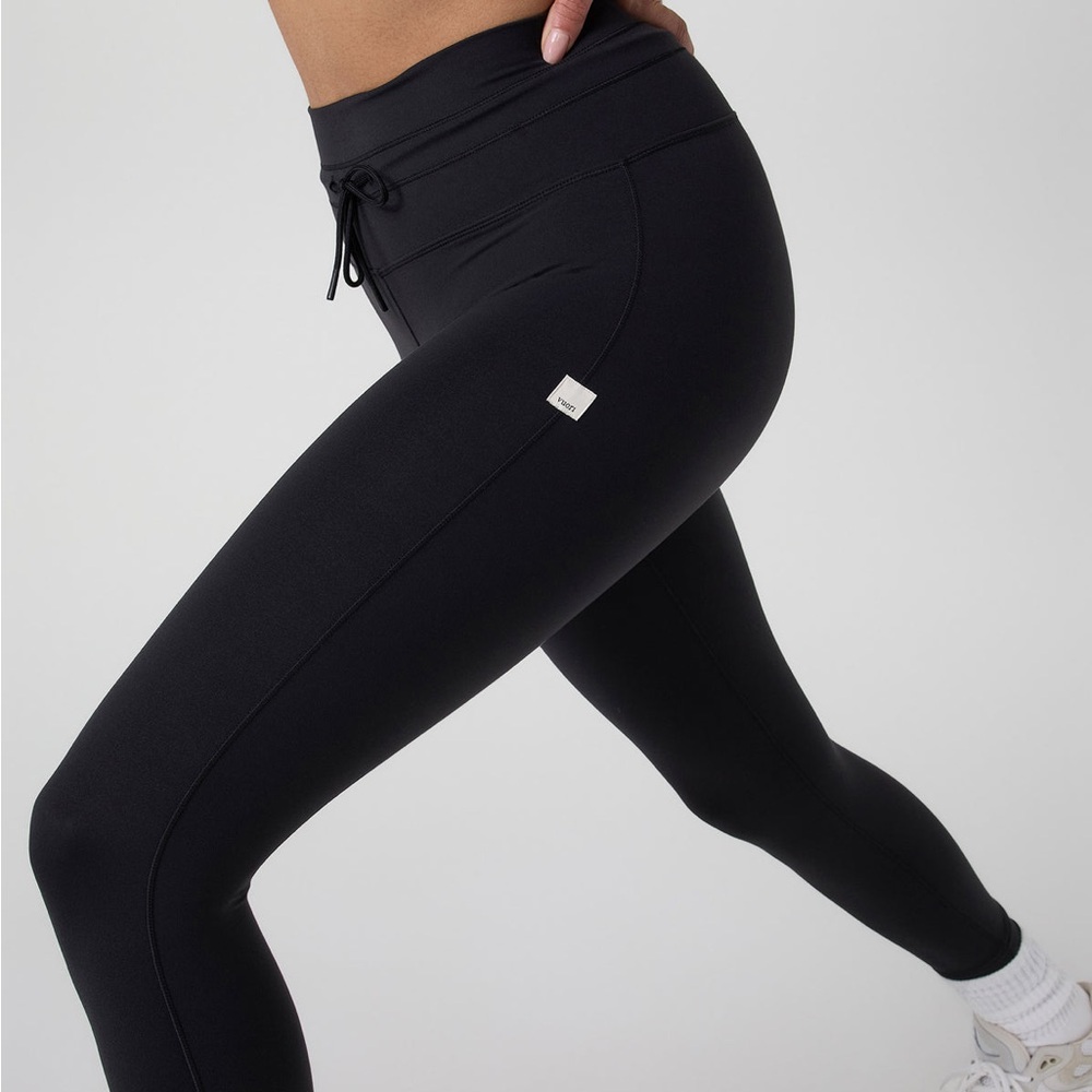 Vuori Black Daily Form Leggings